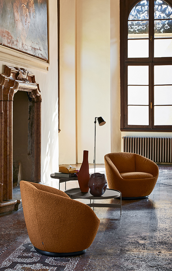 NAAN-armchair-PIANCA_01_BIG_V