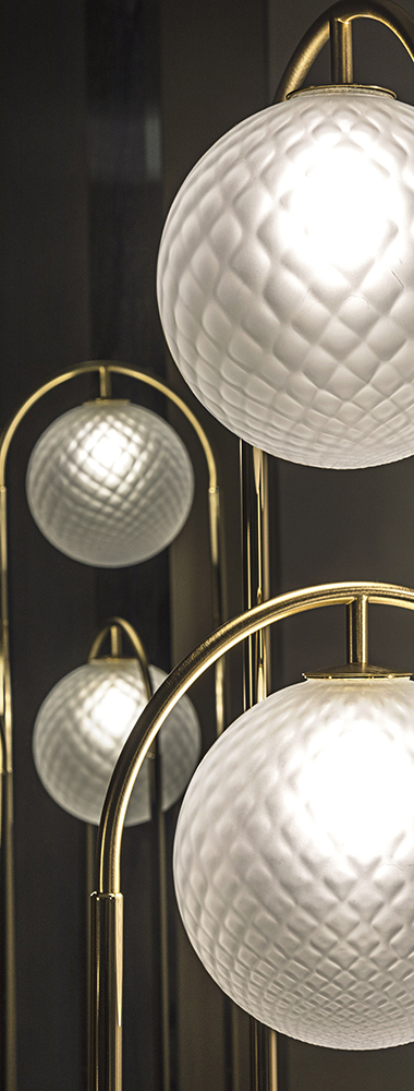 HESSENTIA-CORNELIO_CAPPELLINI-v_0002-Heron-floor_lamp