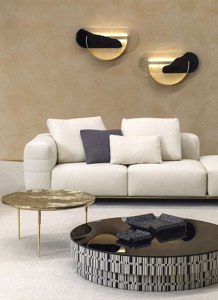 HESSENTIA-CORNELIO_CAPPELLINI-v_0003-Demilune-wall_lamp_Jm0lykI