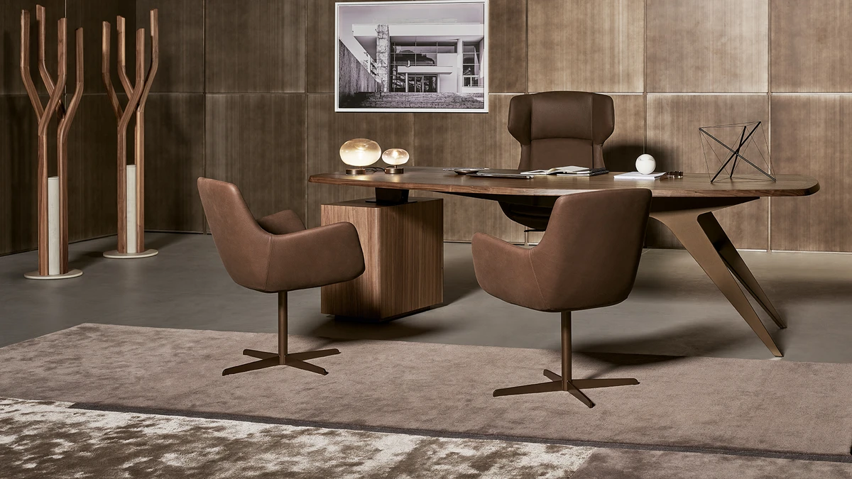 bonaldo-executive-newton-low-main-slider-01