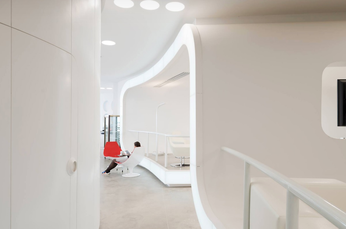 Kurumoch-International-Airport-3