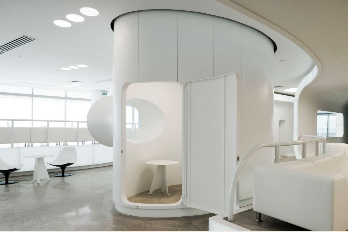 Kurumoch-International-Airport