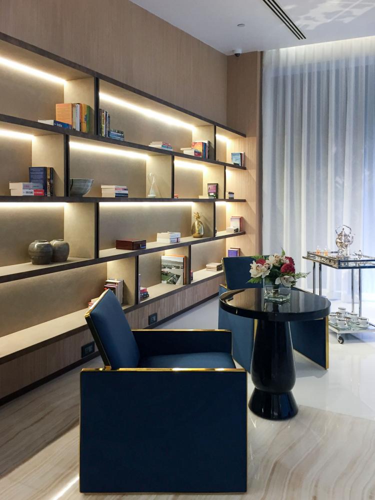 laurameroni-projects-mumbai-building_2