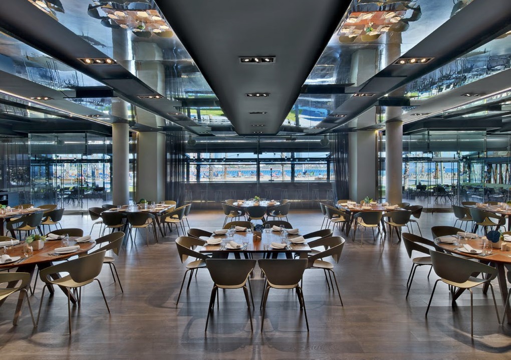 W-Hotel-casamania-horm-Vad