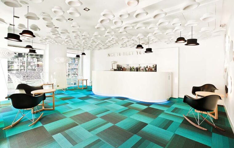 Jeeves-Wooster-at-Portago-Urban-Hotel-Coctail-Lounge-Granada-Spain-innermost