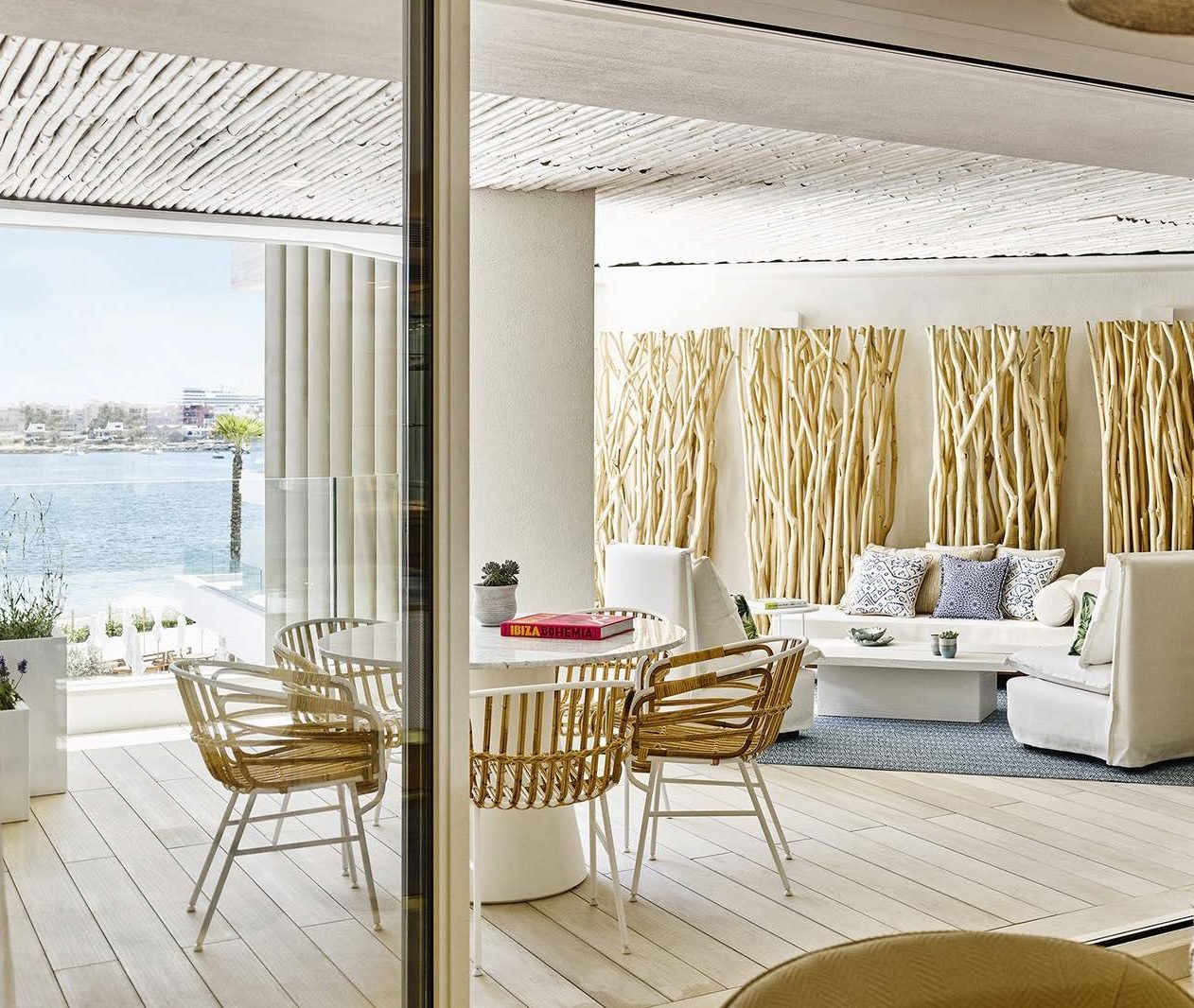 Nobu-Hotel-casamania-horm-Raphia-rattan