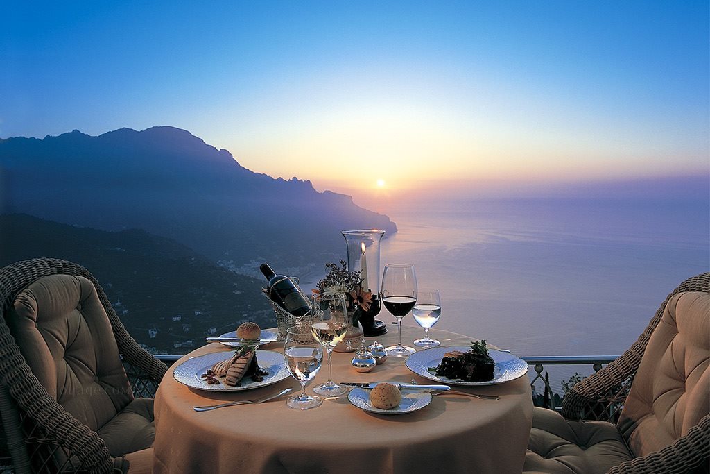 bonacina_riconoscimenti_e_referenze_contract_belvedereresturant_ravello